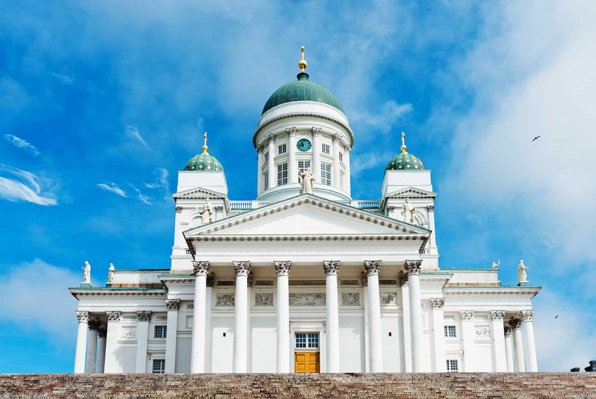 exterior of cathderal with white columns and a dome