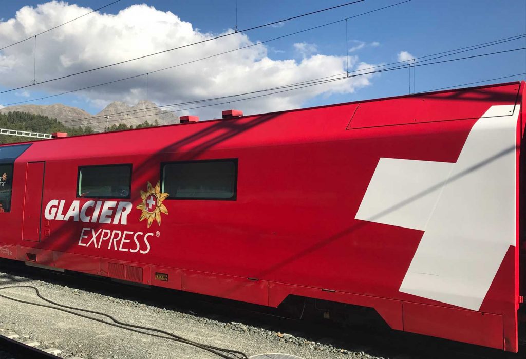 My Top 10 Glacier Express Tips (2025 Upate) 1 red and white glacier express train