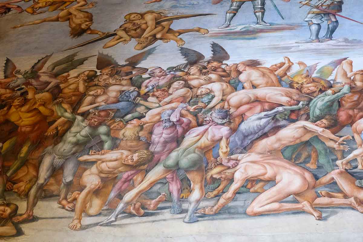 orvieto duomo interior s brizio chapel 3